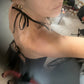 Top con cuello volcado y espalda descubierta